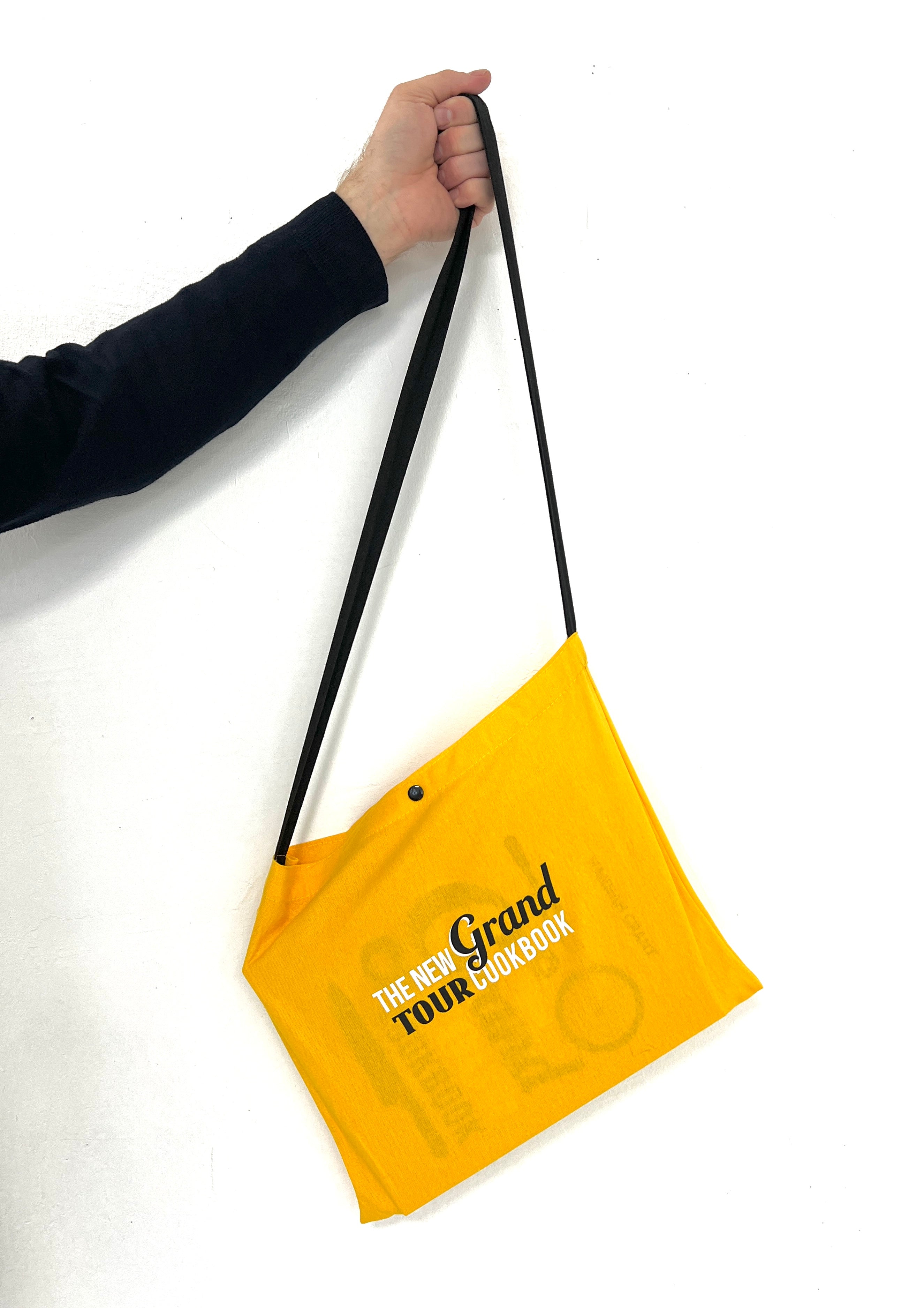 Grand Tour Musette bag Hannahgrant